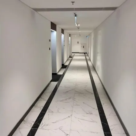 Hanza Tower Roxy Pool & Jacuzzi & Sauna * Stettino